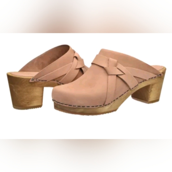 New inbox  beautiful Sanita salmon leather wood clog - Picture 1 of 2